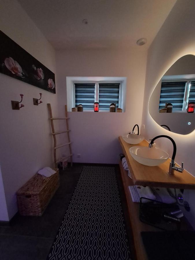לינה וארוחת בוקר Etigny Ba'Cam Spa מראה חיצוני תמונה